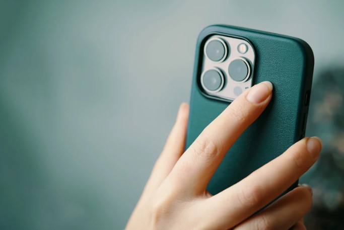 Аксессуары для iPhone