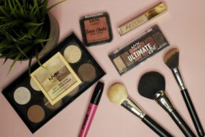 Які засоби Hillary Cosmetics найчастіше обирають покупці